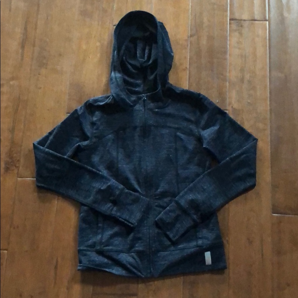 Black Zella zip up.